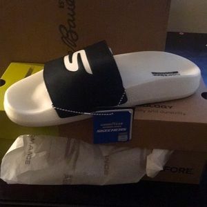 Skechers Hyper Slides